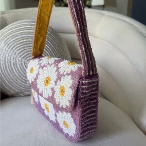 Beaded Daisy Shoulder Bag in Lavender and White